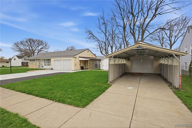 2820 Bell Drive, Hamburg, NY 14075
