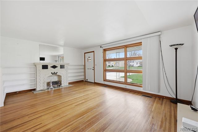 2820 Bell Drive, Hamburg, NY 14075