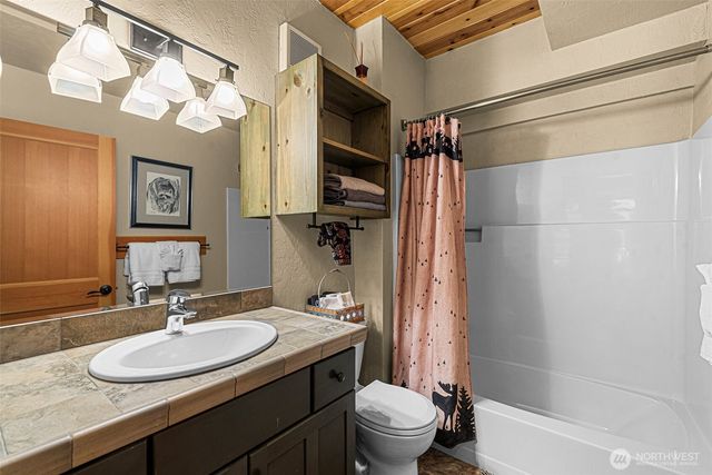 2304 Pine Tree Lane, Leavenworth, WA 98826