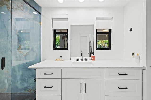 2611 SE 21 Street, Fort Lauderdale, FL 33316