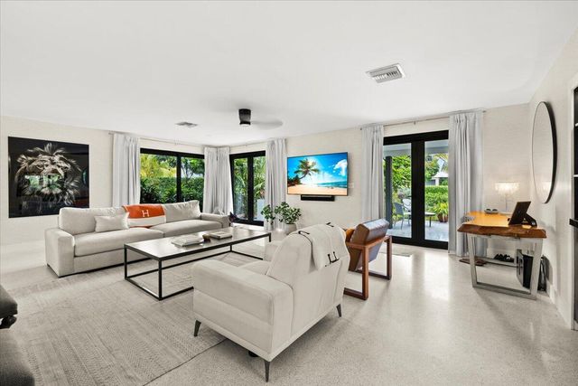 2611 SE 21 Street, Fort Lauderdale, FL 33316