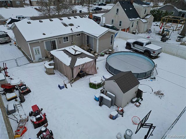 15093 Lyons Street, Livonia, MI 48154