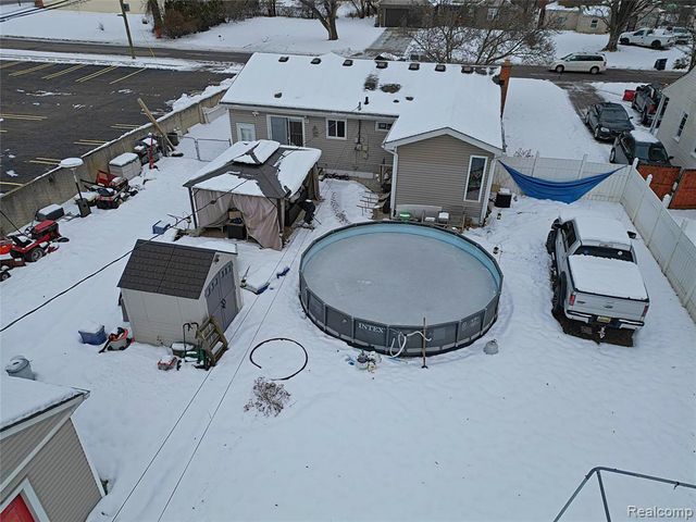 15093 Lyons Street, Livonia, MI 48154