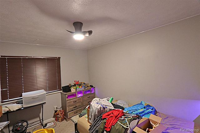 15093 Lyons Street, Livonia, MI 48154