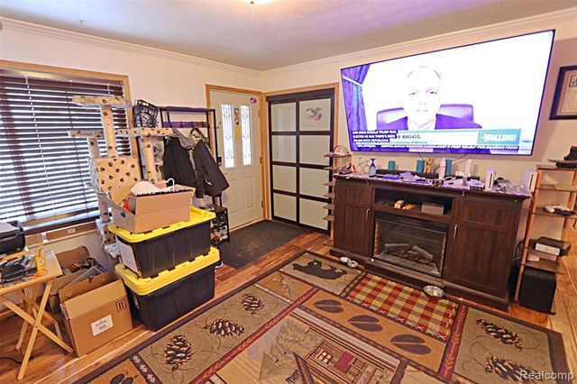 15093 Lyons Street, Livonia, MI 48154