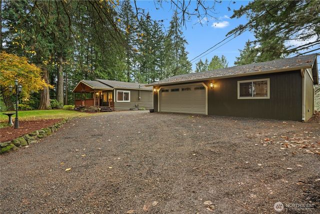 1612 C Street NW, Lakebay, WA 98349
