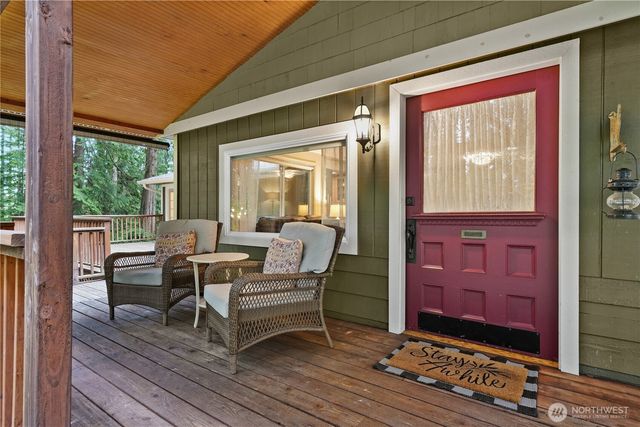 1612 C Street NW, Lakebay, WA 98349