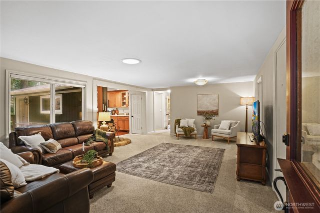 1612 C Street NW, Lakebay, WA 98349