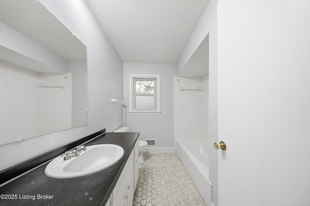 6802 Chepstow Ct, Louisville, KY 40207