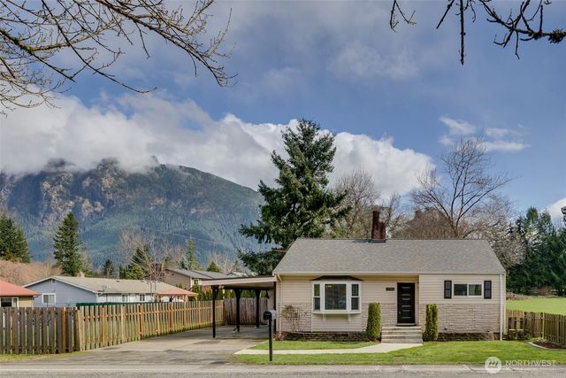 12316 412th Avenue SE, North Bend, WA 98045