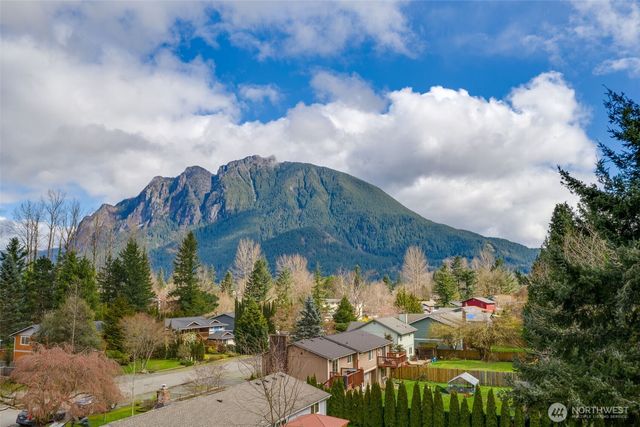 12316 412th Avenue SE, North Bend, WA 98045