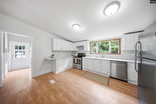 7580 Columbia Highway, Batesburg, SC 29006