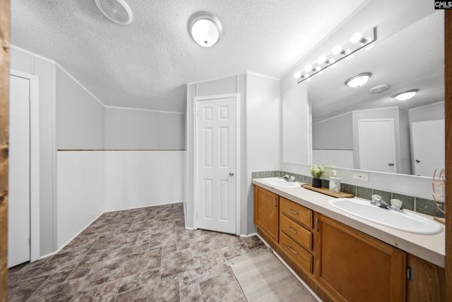 7580 Columbia Highway, Batesburg, SC 29006
