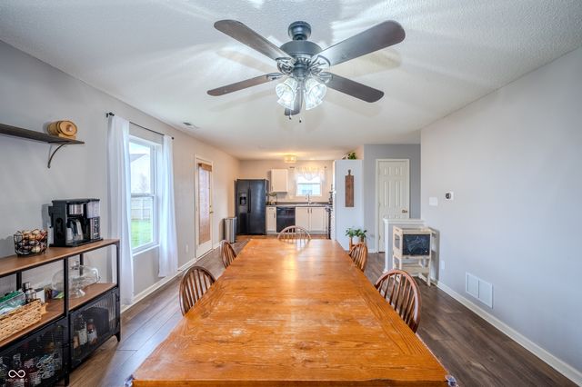 3415 Parkview Drive, Columbus, IN 47201