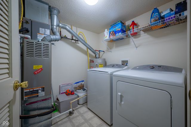 3415 Parkview Drive, Columbus, IN 47201