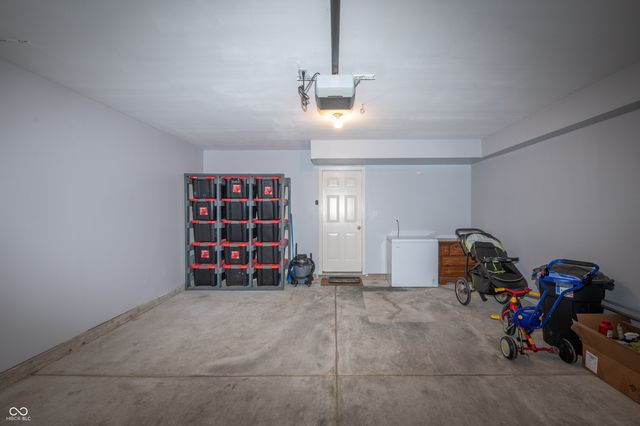 3415 Parkview Drive, Columbus, IN 47201