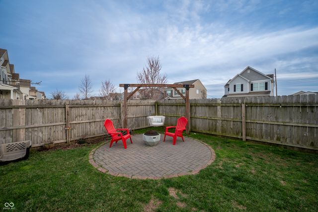 3415 Parkview Drive, Columbus, IN 47201