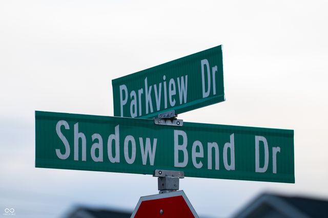 3415 Parkview Drive, Columbus, IN 47201