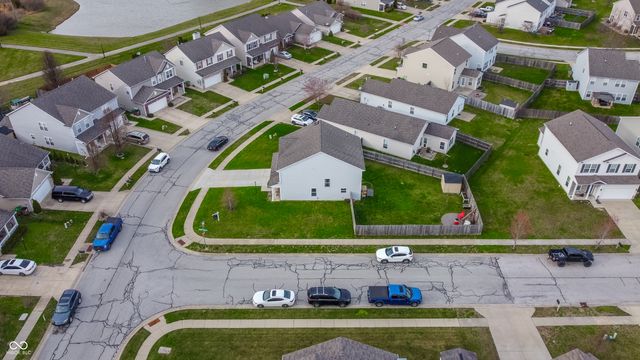 3415 Parkview Drive, Columbus, IN 47201