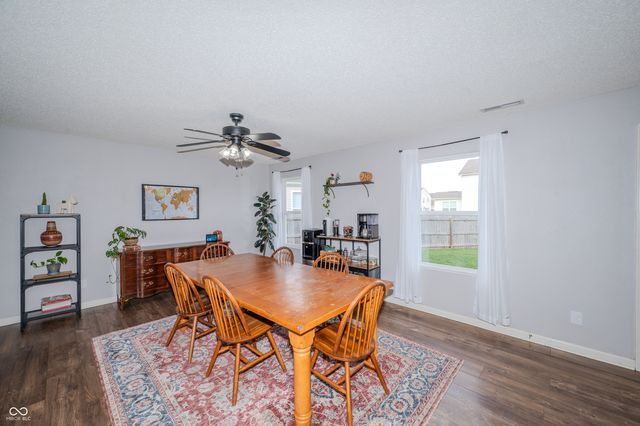 3415 Parkview Drive, Columbus, IN 47201