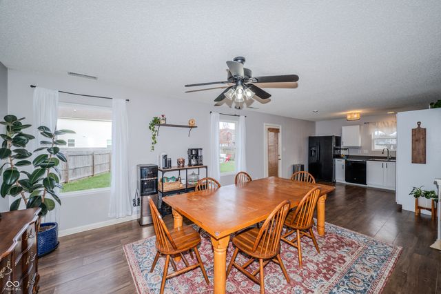 3415 Parkview Drive, Columbus, IN 47201