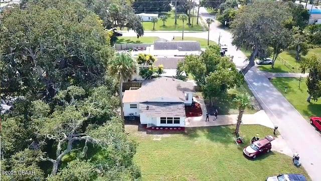 5215 Rogers Avenue, Port Orange, FL 32127