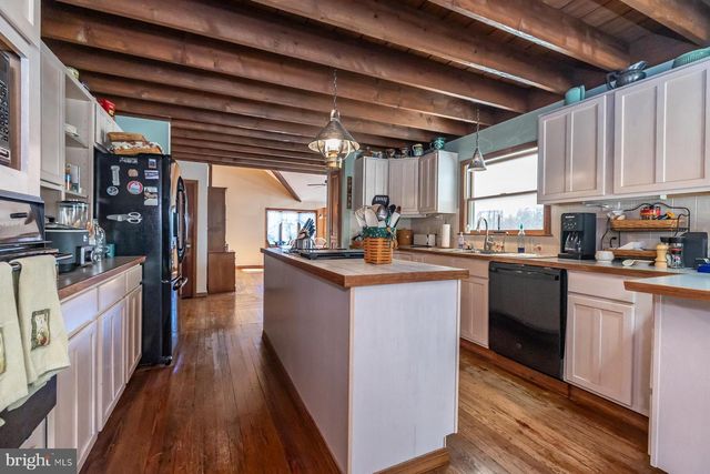 580 FOREST GROVE RD, Vineland, NJ 08360