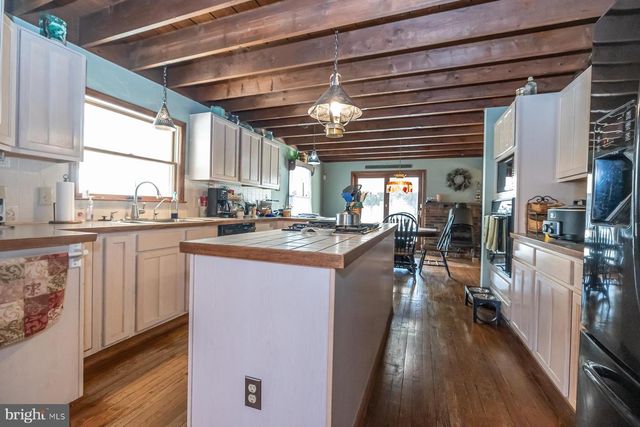 580 FOREST GROVE RD, Vineland, NJ 08360