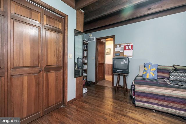 580 FOREST GROVE RD, Vineland, NJ 08360