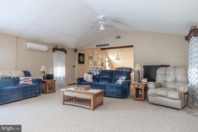 580 FOREST GROVE RD, Vineland, NJ 08360