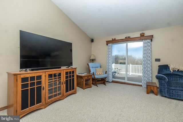 580 FOREST GROVE RD, Vineland, NJ 08360