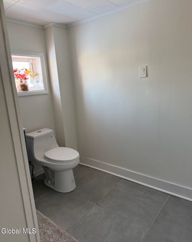 22 Alexander Street, Gloversville, NY 12078