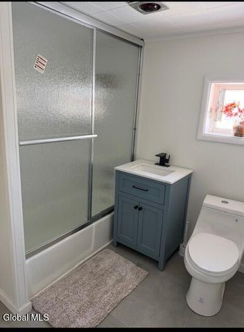 22 Alexander Street, Gloversville, NY 12078