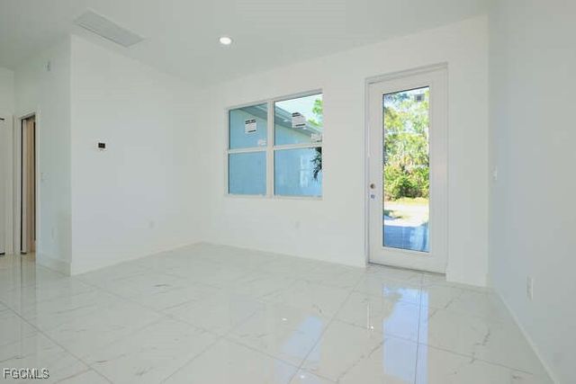 3421 55th ST W, Lehigh Acres, FL 33971