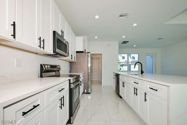 3421 55th ST W, Lehigh Acres, FL 33971