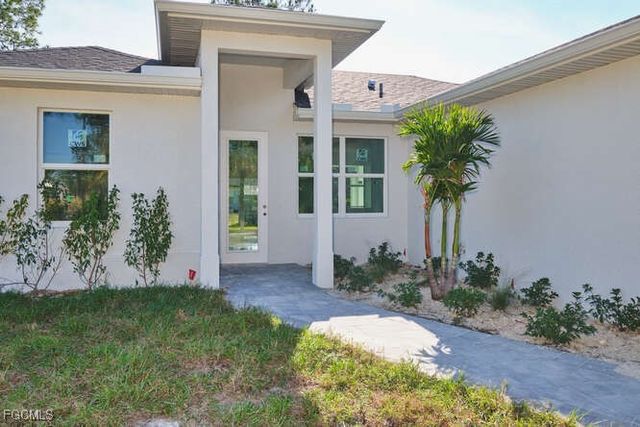 3421 55th ST W, Lehigh Acres, FL 33971