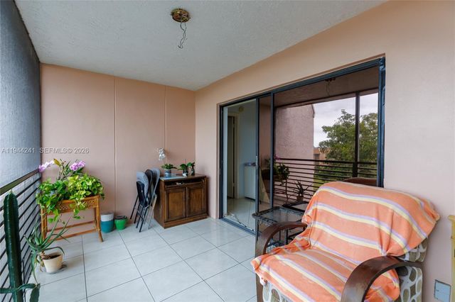2981 N Nob Hill Road 406, Sunrise, FL 33322