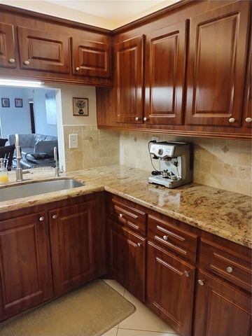 2981 N Nob Hill Road 406, Sunrise, FL 33322