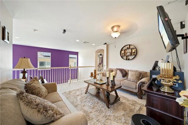 19339 Sidani Lane, Saugus, CA 91350
