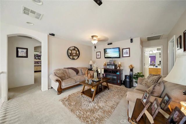 19339 Sidani Lane, Saugus, CA 91350