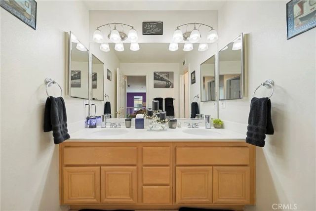19339 Sidani Lane, Saugus, CA 91350
