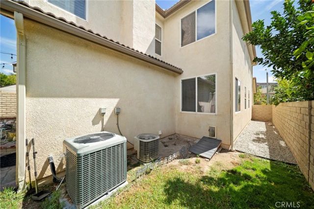 19339 Sidani Lane, Saugus, CA 91350