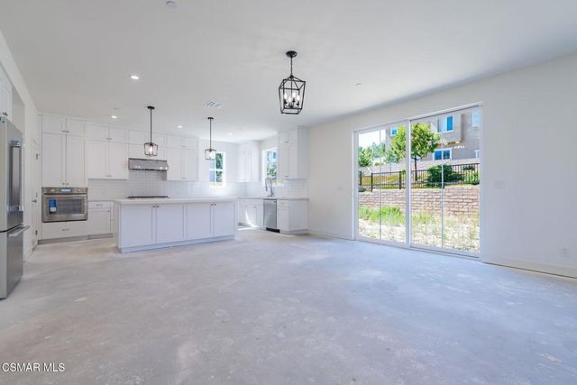 4699 Summit Avenue, Simi Valley, CA 93063