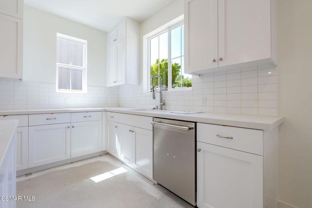 4699 Summit Avenue, Simi Valley, CA 93063