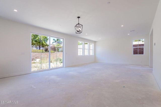 4699 Summit Avenue, Simi Valley, CA 93063