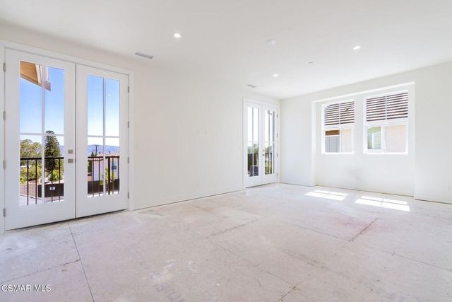 4699 Summit Avenue, Simi Valley, CA 93063