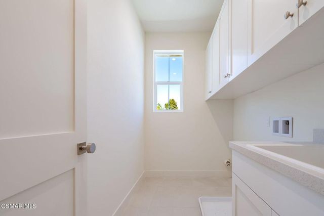 4699 Summit Avenue, Simi Valley, CA 93063