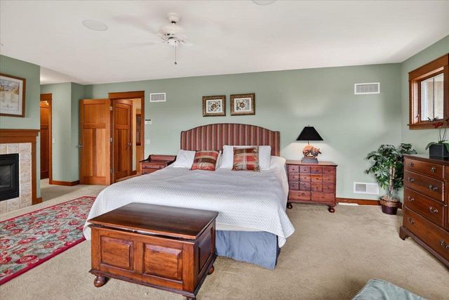 2 Coyote Court, Madison, WI 53717