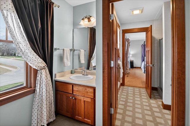 2 Coyote Court, Madison, WI 53717