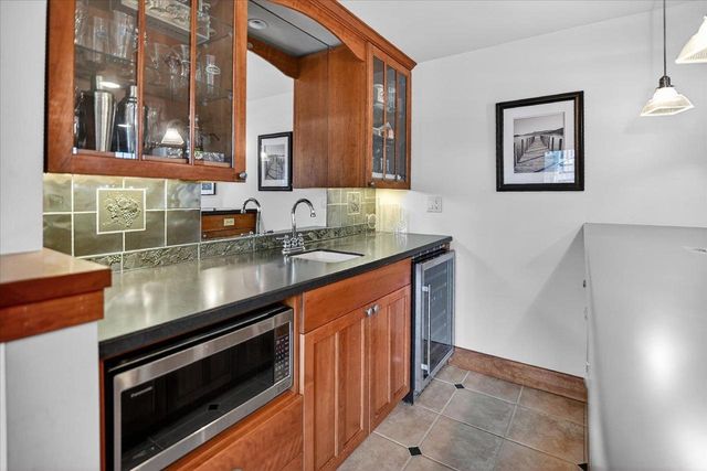 2 Coyote Court, Madison, WI 53717